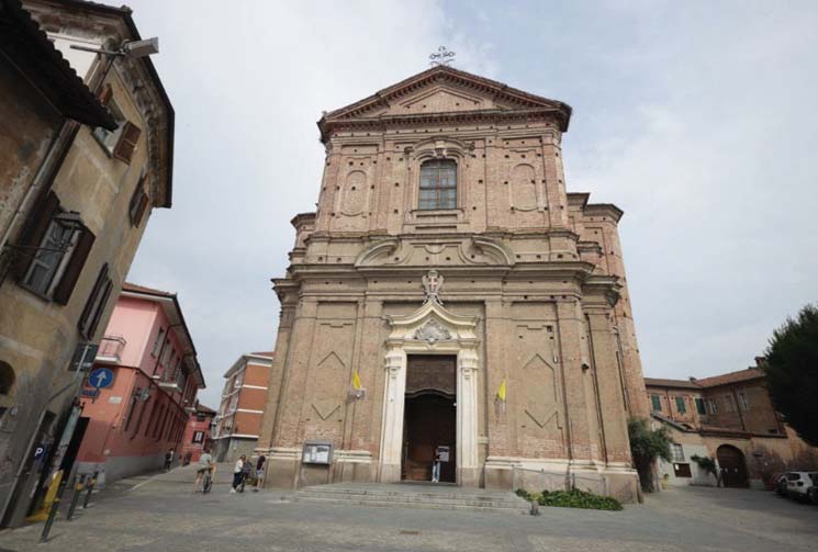 Infiltrazioni dal tetto della chiesa