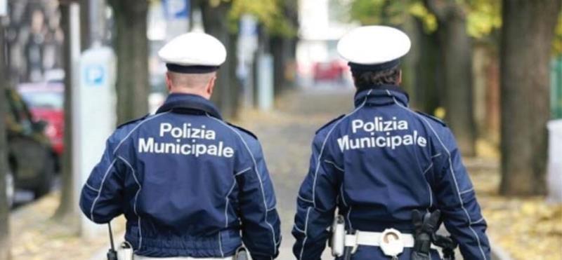 Fuga di agenti e personale ridotto