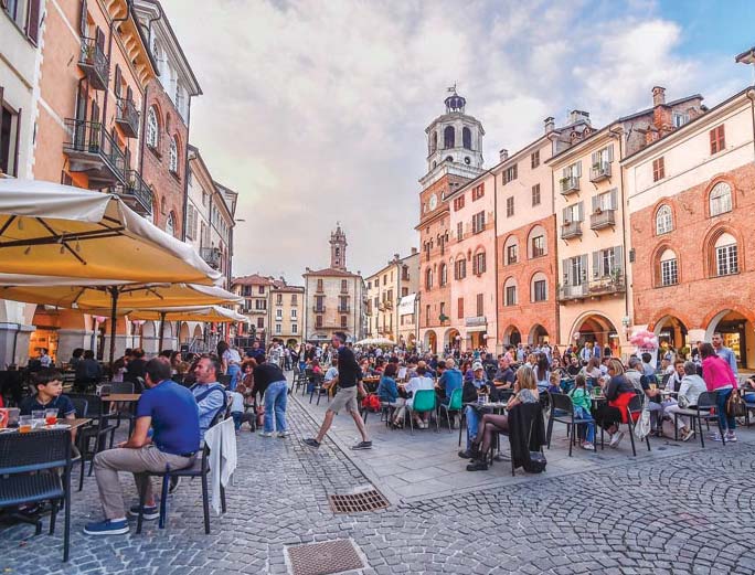 Aperitivo, la citt si anima 