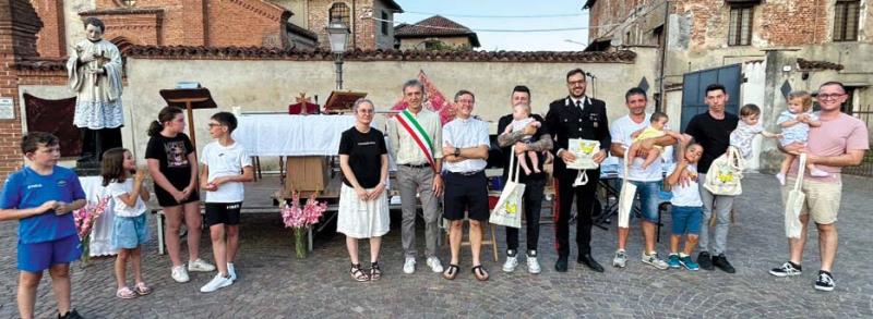 Giovani e famiglie alla messa di San Luigi