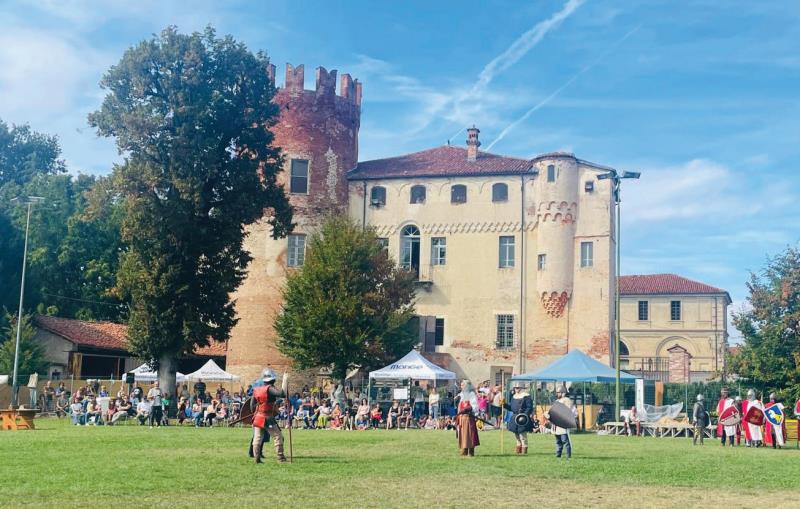 Atmosfere di altri tempi al castello dei Solaro