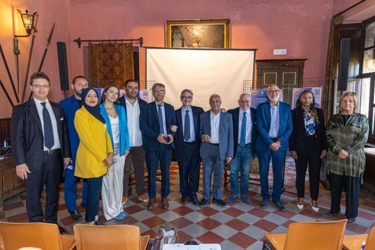 2026_10_03-convegno-nazionale-sul-tema-Diversita-dialogo-democrazia-870x580b